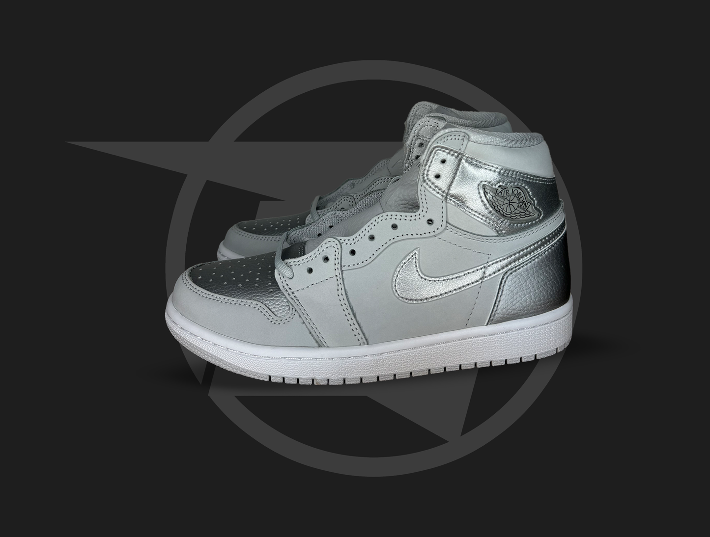 Jordan 1 Retro High CO Japan Neutral Grey (GS)