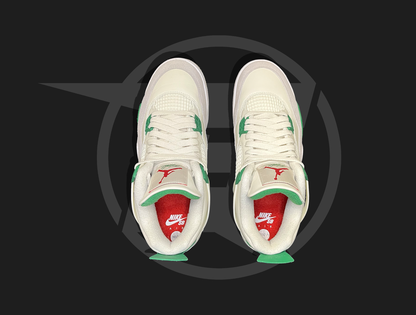 Jordan 4 Retro SB Pine Green