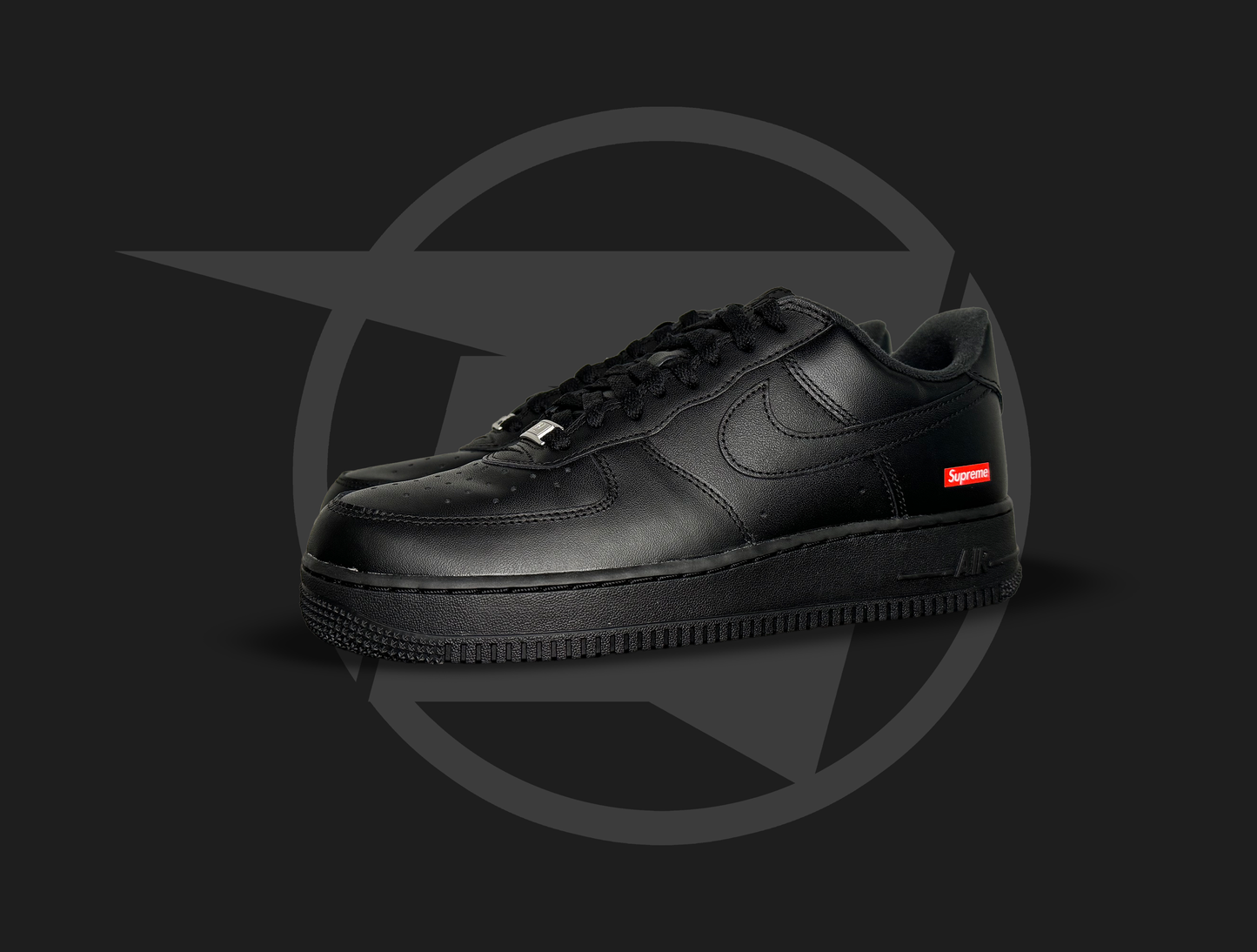 Nike Air Force 1 Low Supreme Black