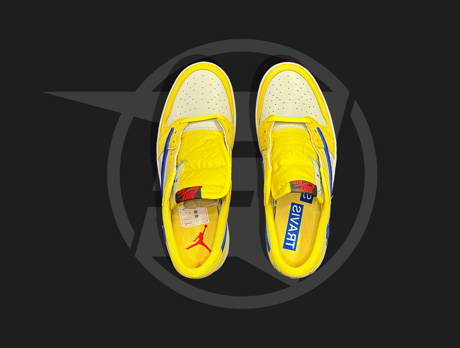 Jordan 1 Travis Scott Low Canary pohľad zhora
