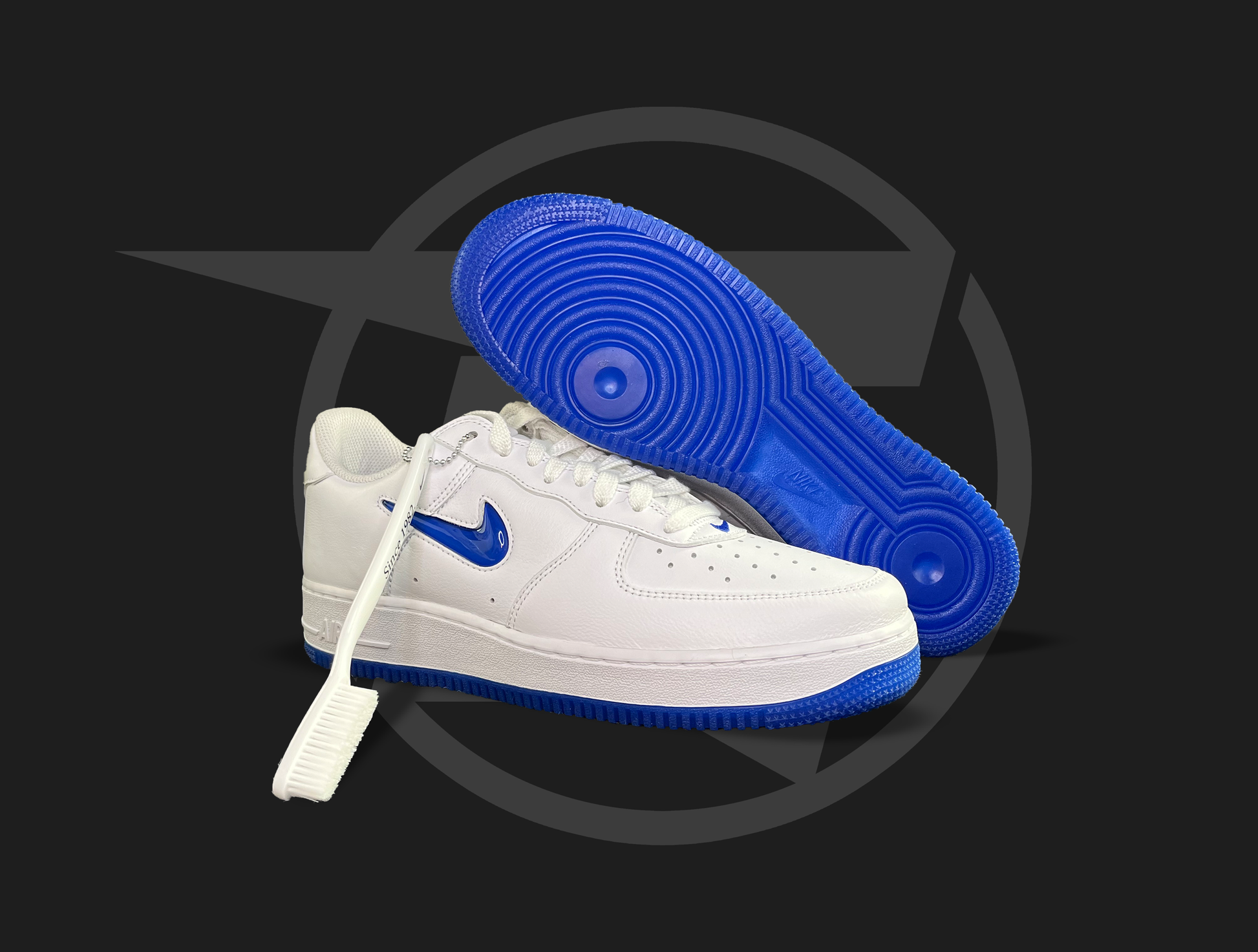 Nike Air Force 1 Hyper Royal Jewel