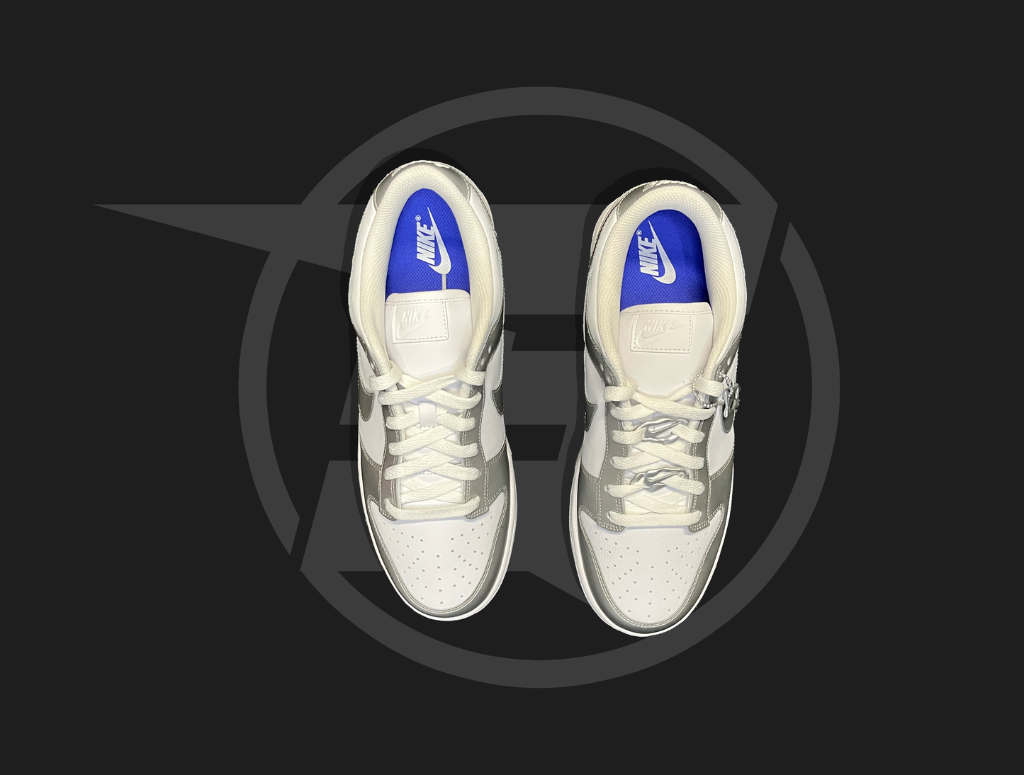 Nike Dunk Metalic Silver