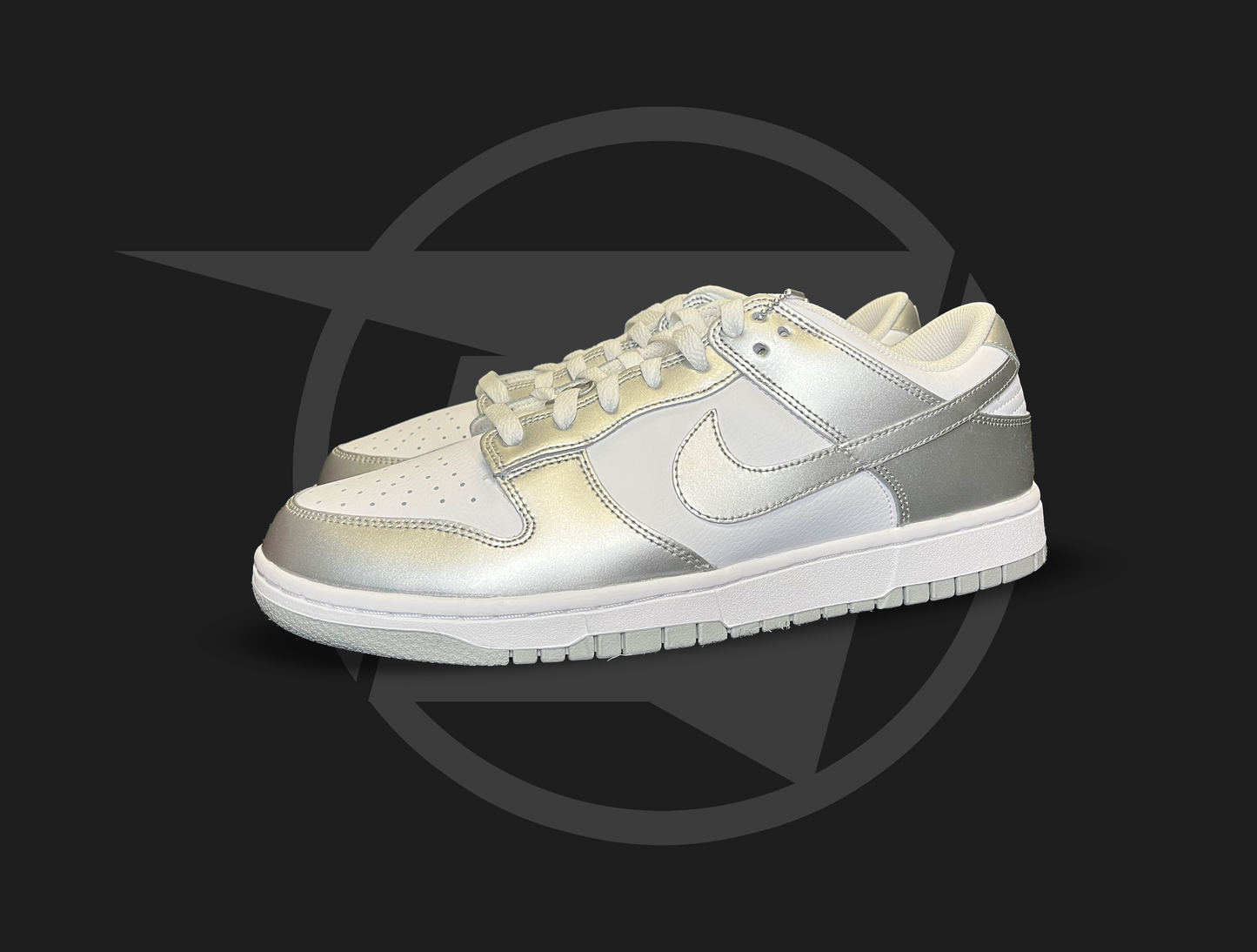 Nike Dunk Metalic Silver