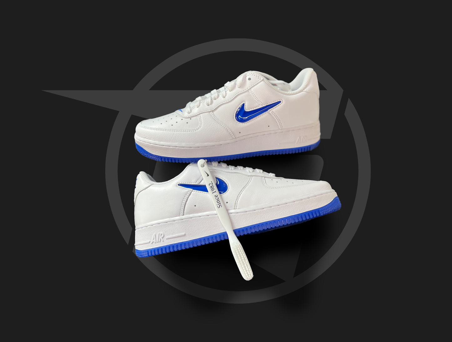 Nike Air Force 1 Hyper Royal Jewel