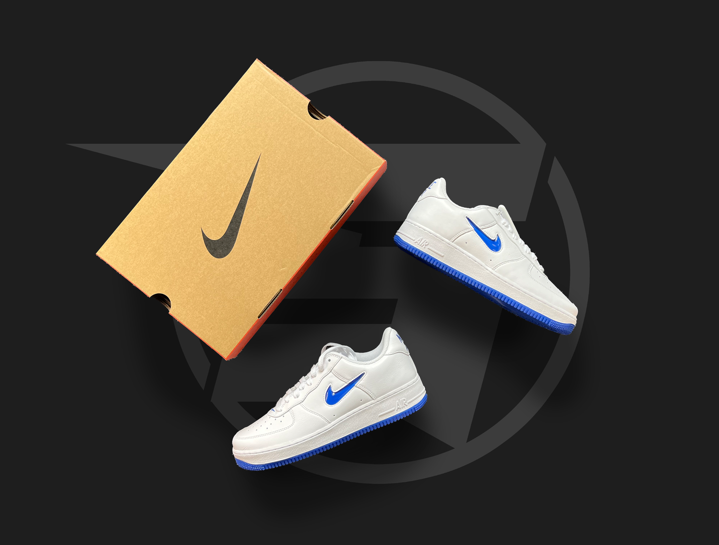Nike Air Force 1 Hyper Royal Jewel