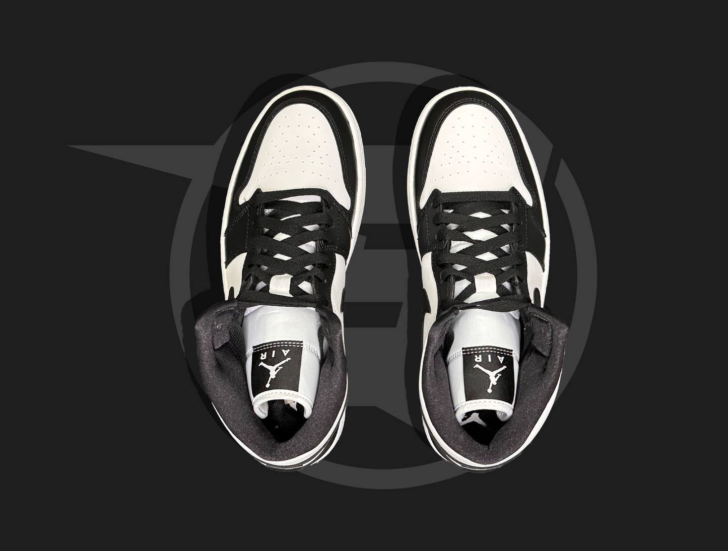 Jordan 1 Mid Panda