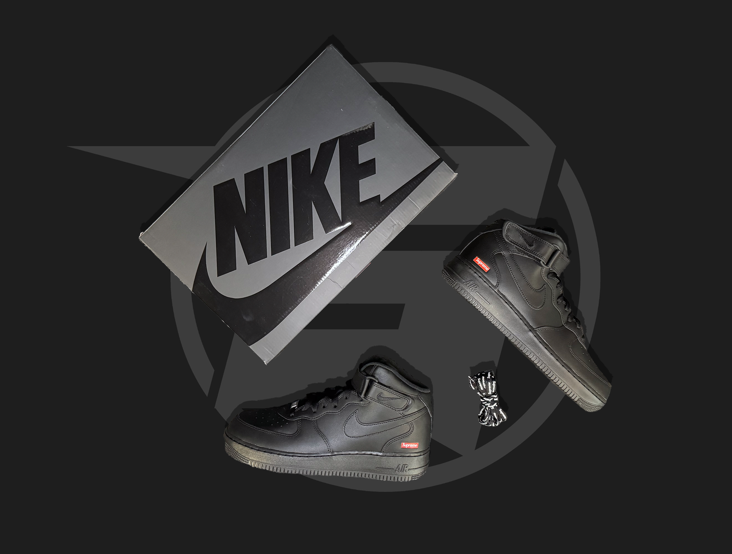 Nike Air Force 1 Mid Supreme Black