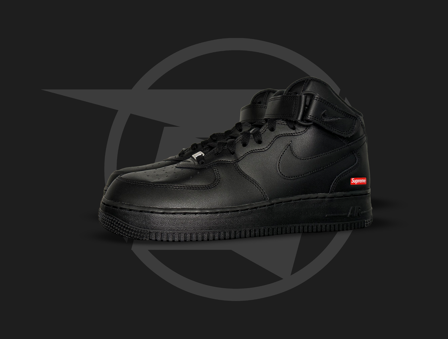 Nike Air Force 1 Mid Supreme Black