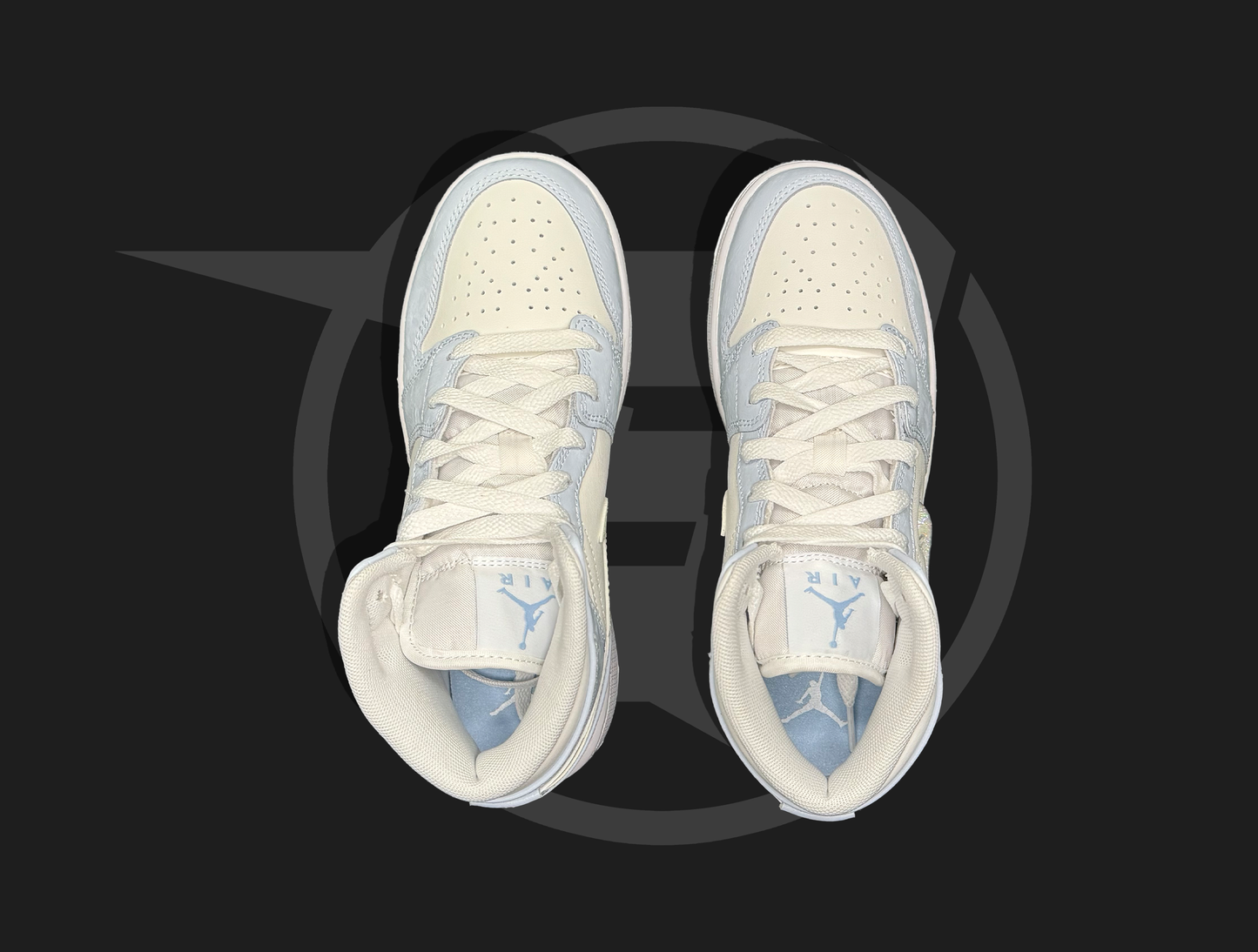 Jordan 1 Mid SE Glitter Swoosh (GS)