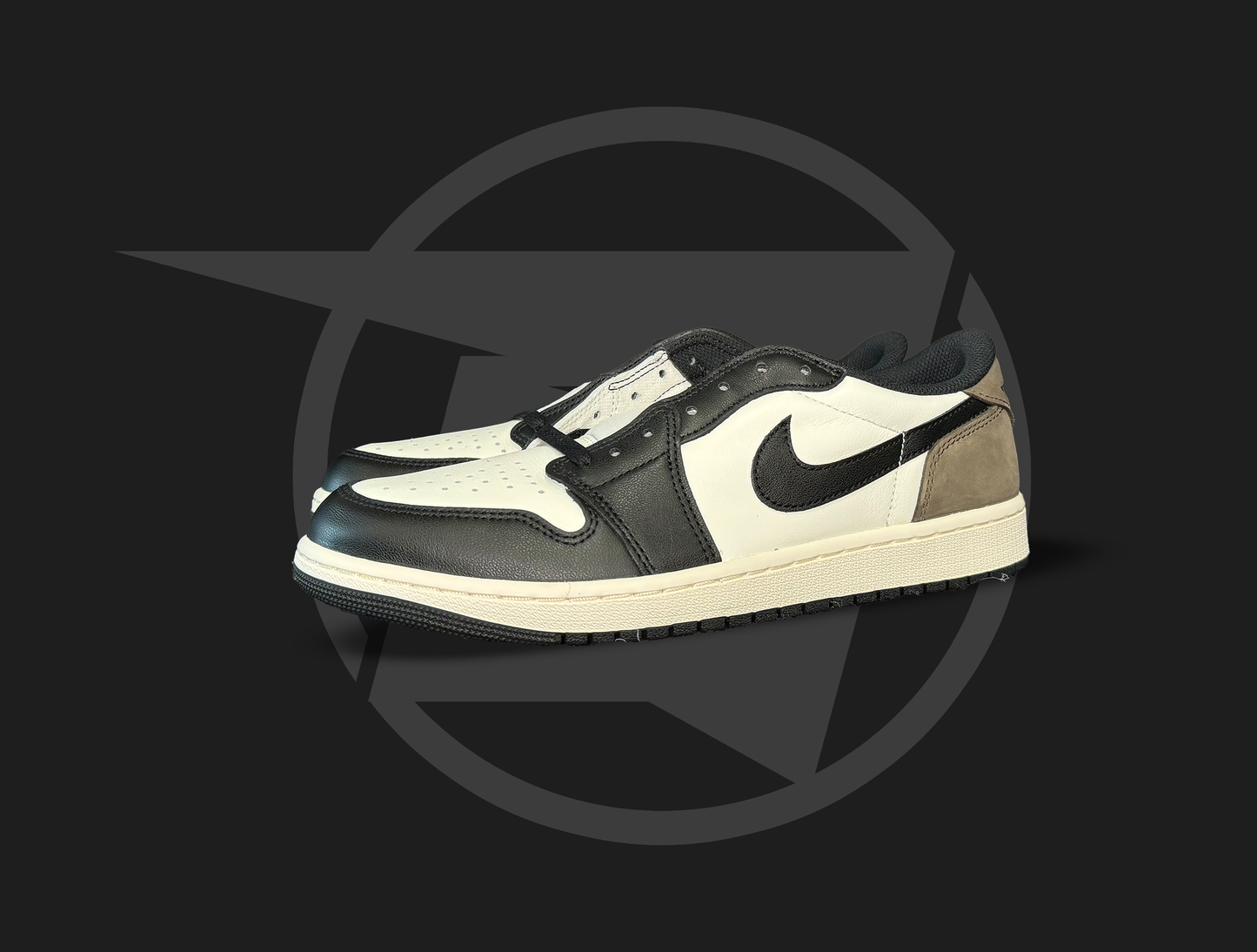 Jordan 1 Retro Low OG Mocha